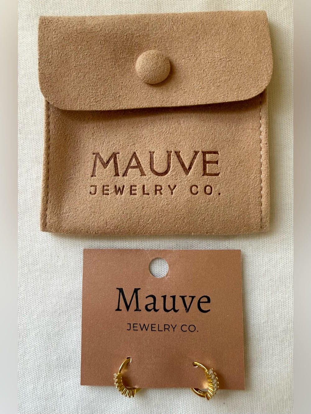 Mauve Jewelry Gold Huggie Hoop Earrings | Diamond Dainty Hoops NWT - Picture 2 of 4